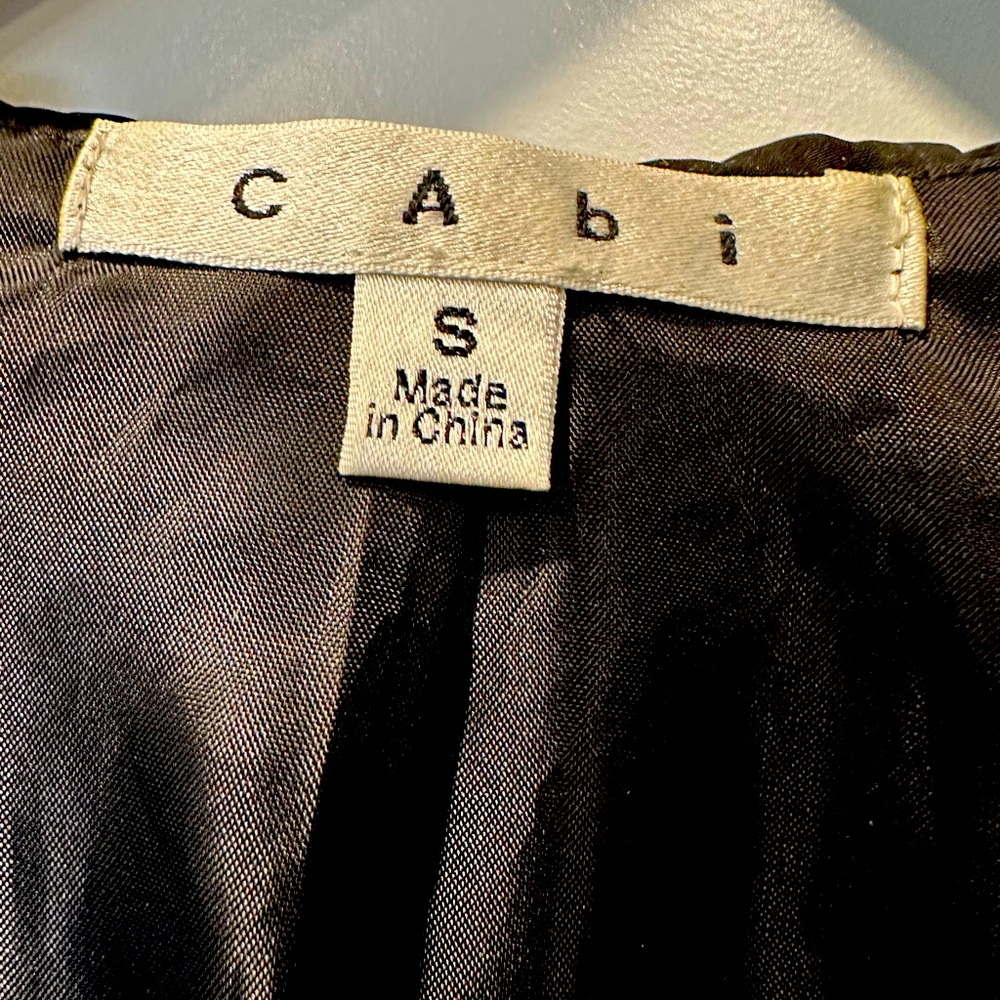 Cabi Editor in Chief Jacket with Ruffle Collar, Size Small - Picture 4 of 6